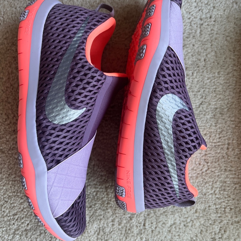 NIB Nike Slip on Training shoes